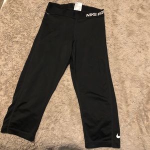 Nike Pro 3/4 leggings